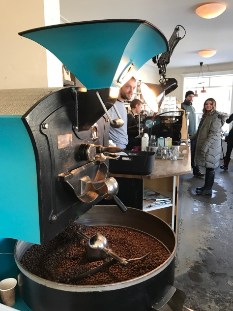 Fresh ground coffee at ‪Reykjavik Roasters